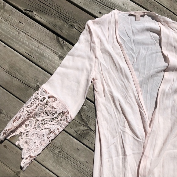 Pale Pink Cover Up - Picture 3 of 3